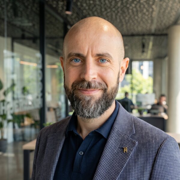 Portrait of Andrea Toso, founder of WIRD